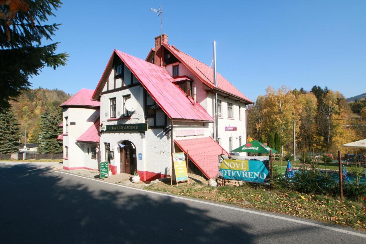 Penzion Paseky U Zapadlych Vlastencu מראה חיצוני תמונה
